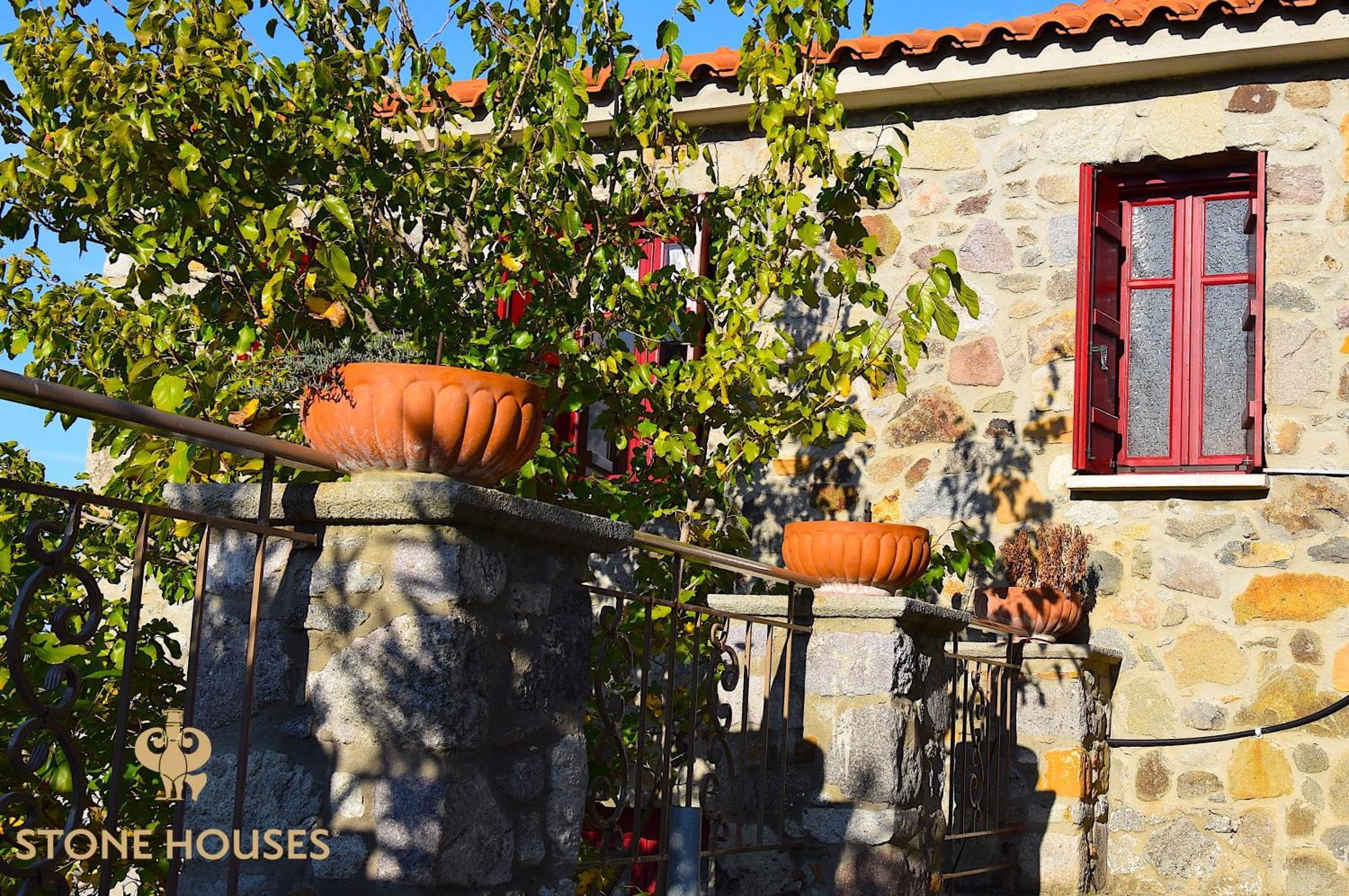 Stone Houses Kontias Exterior photo